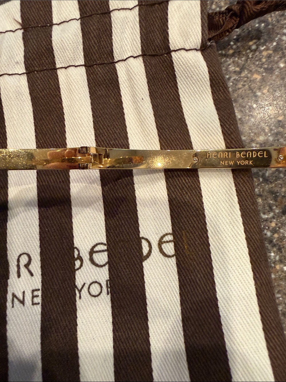 henri bendel Gold Bangle with Lavender Crystal Row - Picture 13 of 14